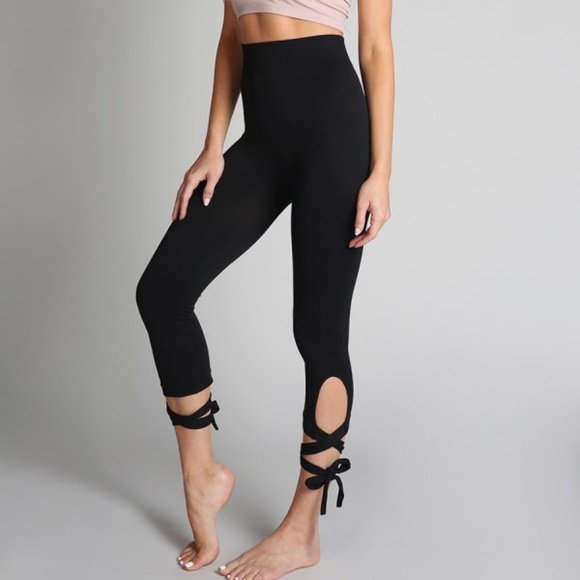 C'est Moi Pants - Black Seamless Ballet Barre Tie Leggings